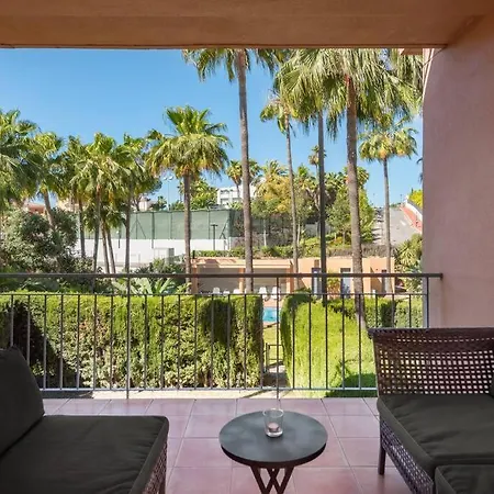 Splendid And Harmonious 3br House W/pool Marbella